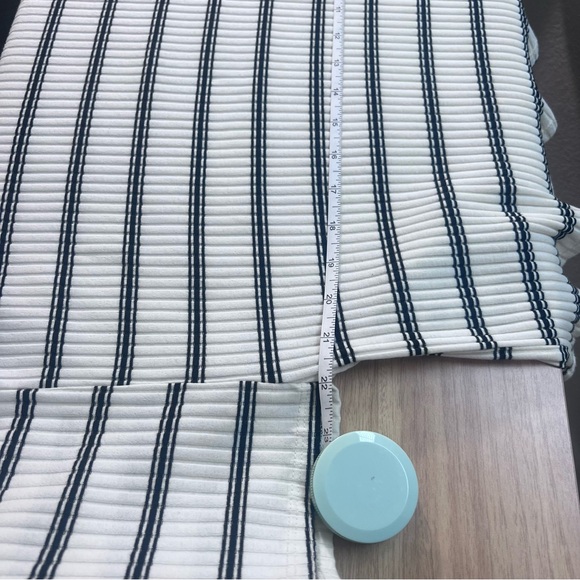 Willow Root Small Crop Shirt Statement Sleeves, Split Sleeve - Black Stripes - Picture 10 of 12